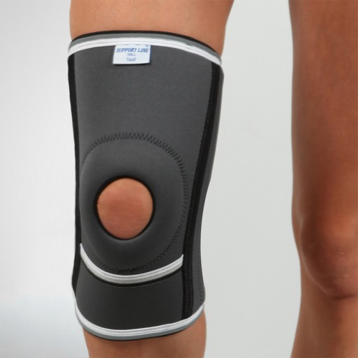 REF 102 Knee pad with a cup hole and flexible side inserts . Neoprene.